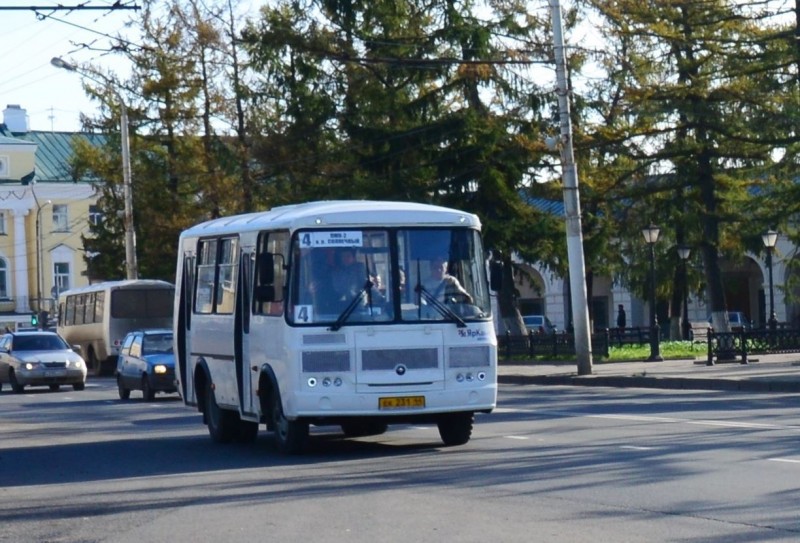В Костроме увеличат количество льготных проездных на автобусы